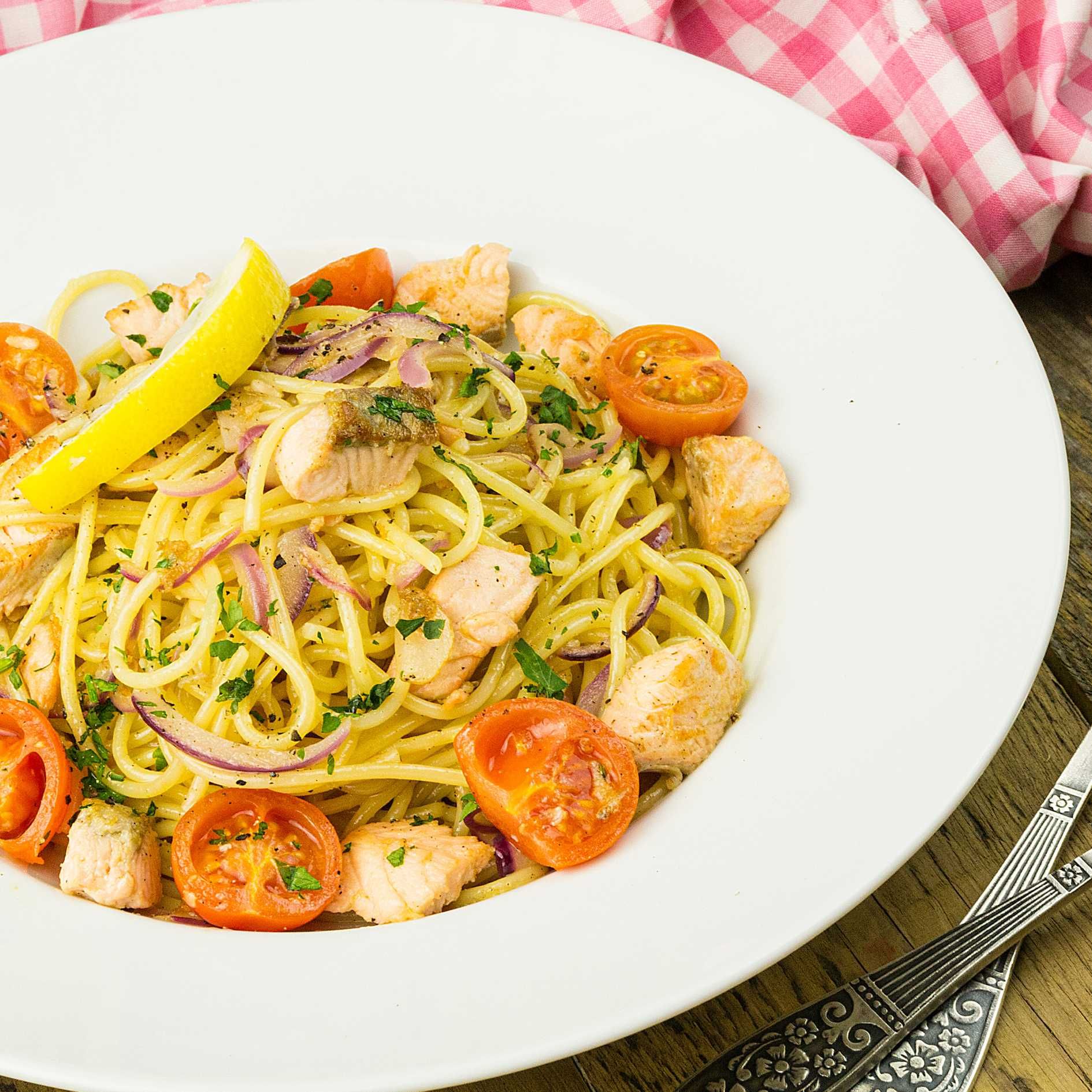 pasta-salmon2-1722949032.jpg