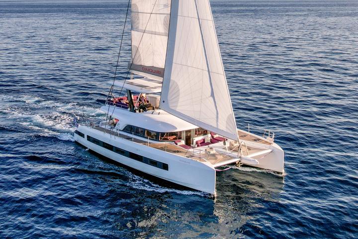 Lagoon 65