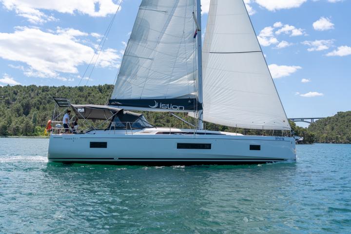 Oceanis 51.1
