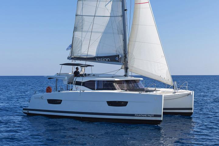 Lucia 40