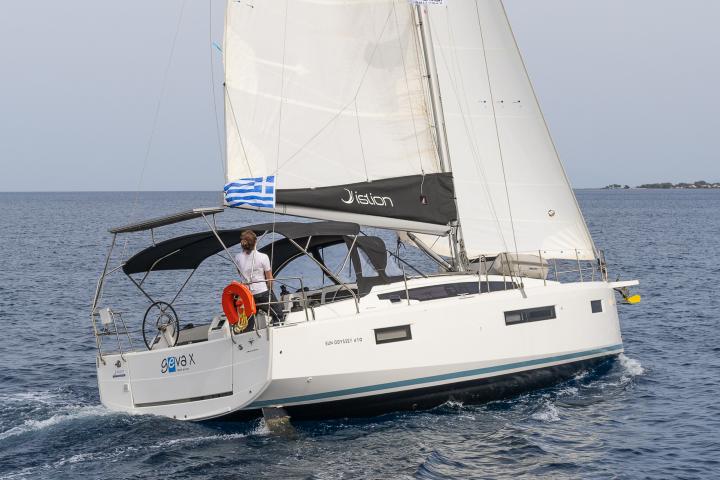 Sun Odyssey 410