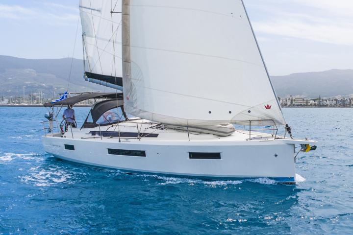 Sun Odyssey 440