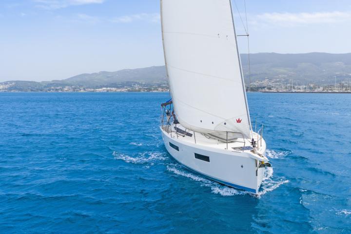 Sun Odyssey 440