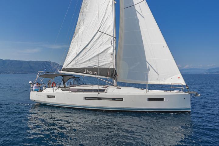 Sun Odyssey 490