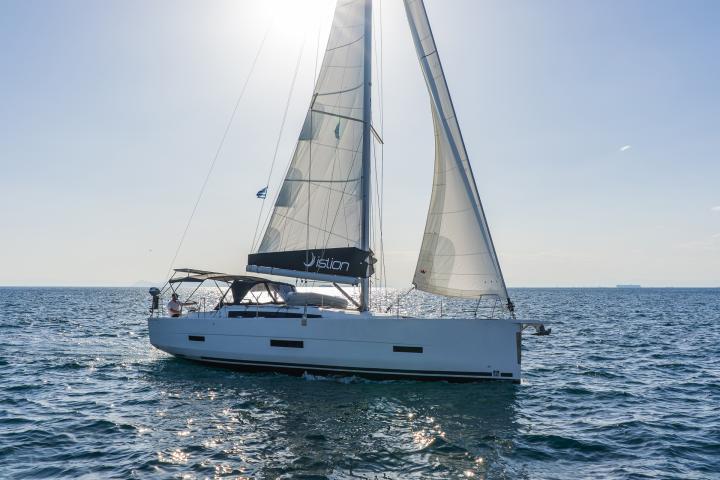 Dufour 430