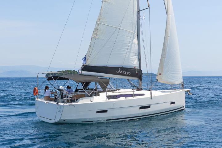 Dufour 430