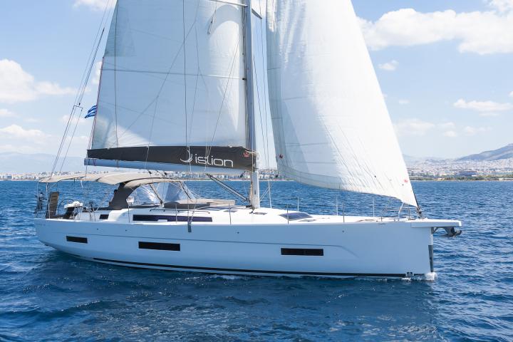 Dufour 530