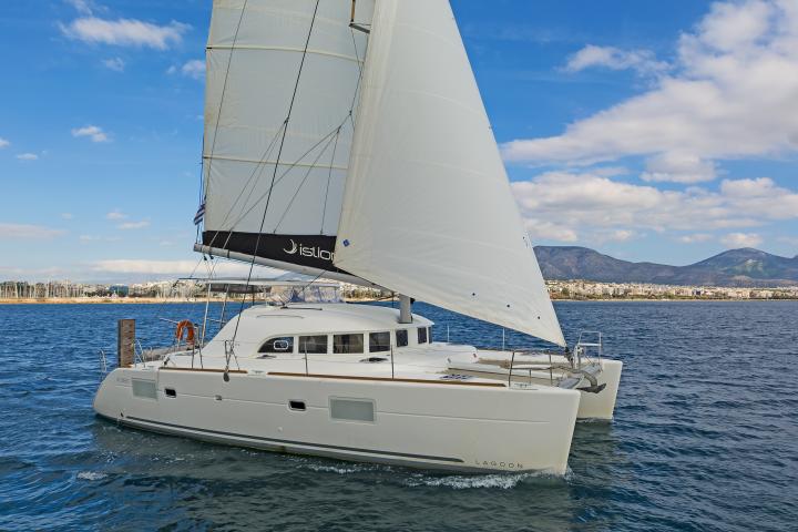 Lagoon 380