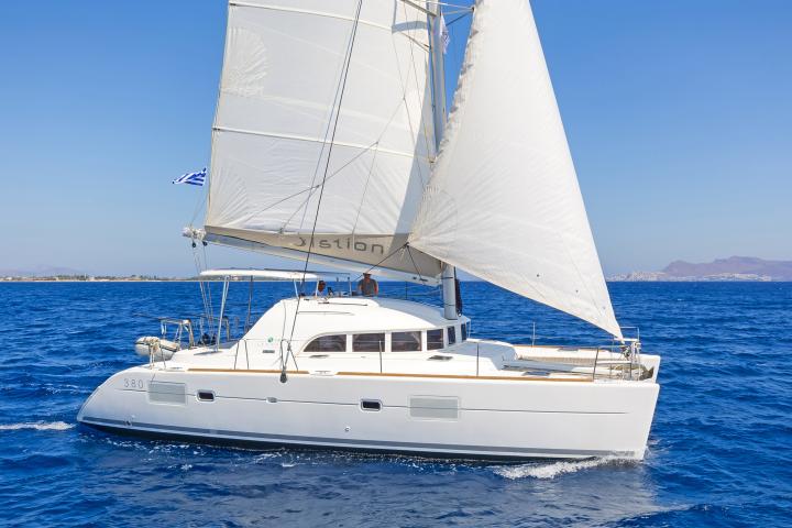 Lagoon 380S2