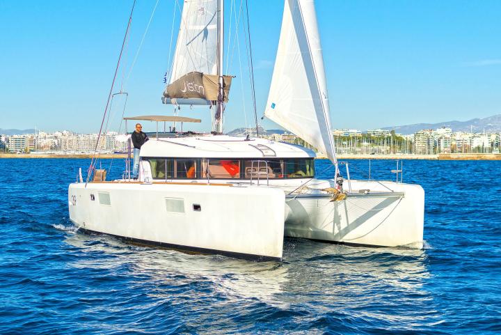 Lagoon 39