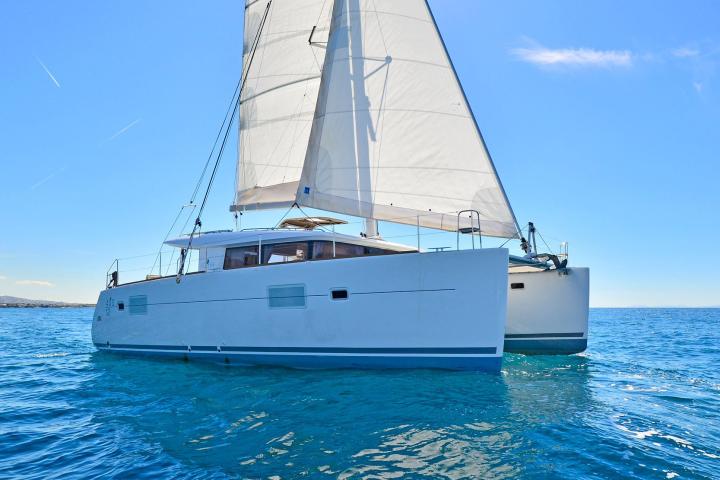 Lagoon 400 S2