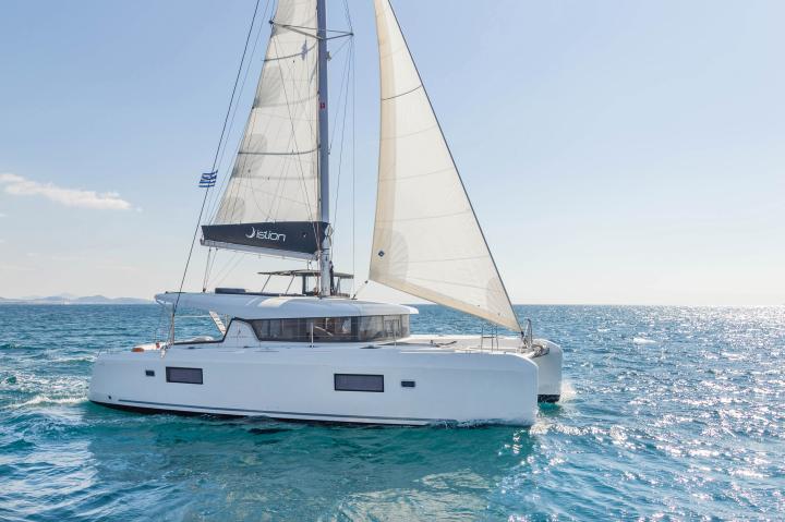 Lagoon 42