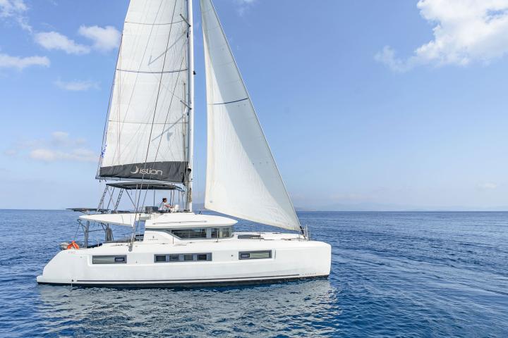 Lagoon 50