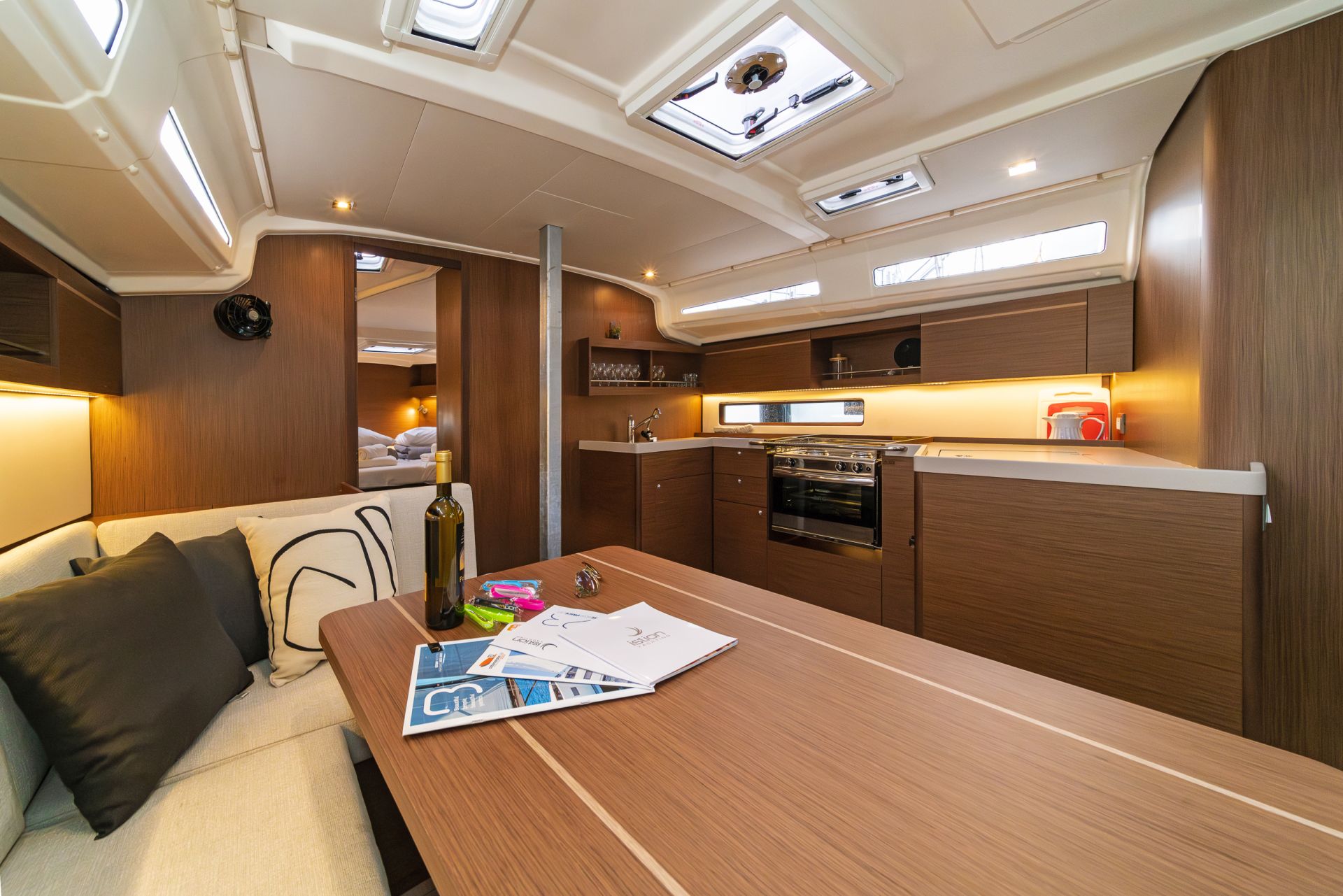 Oceanis 40.1 | Istion Yachting Greece