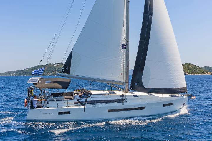 Sun Odyssey 490